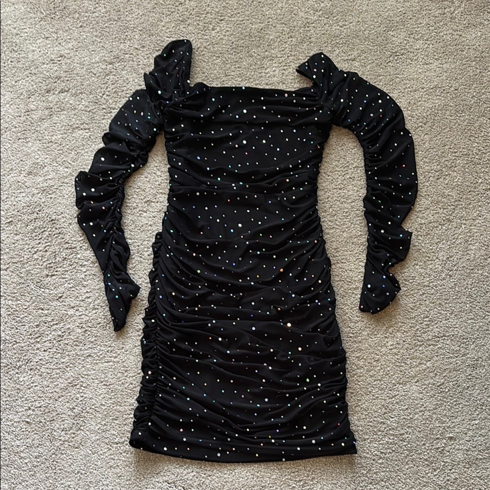 SHEIN Black Ruched Bodycon Dress with Bishop Sleeves